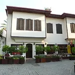 Eliza Kaleici Hotel 3*